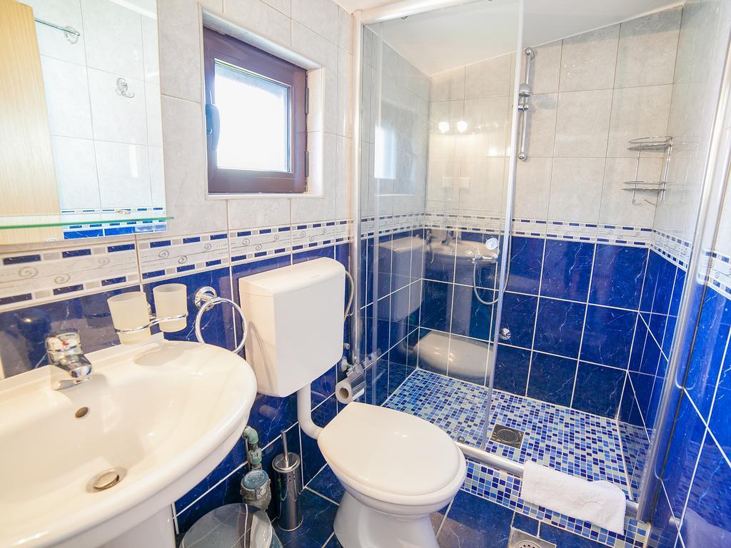 Apartments Viktorija Petrovac Kamer foto